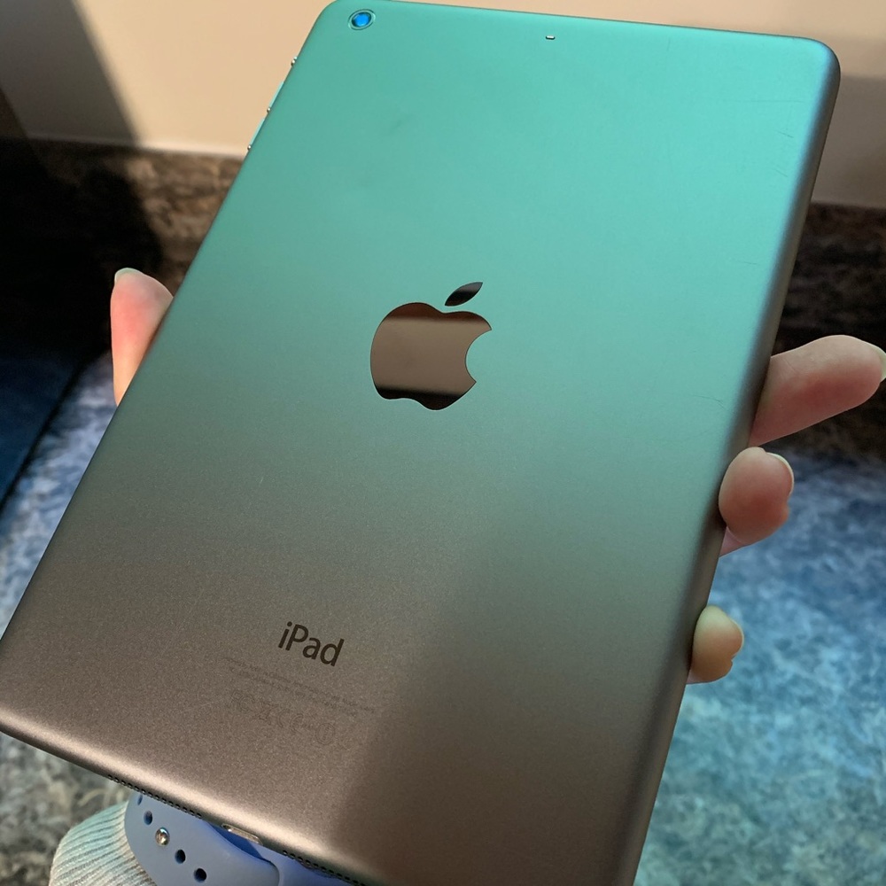 iPad Mini 2 - Picture 2 of 2